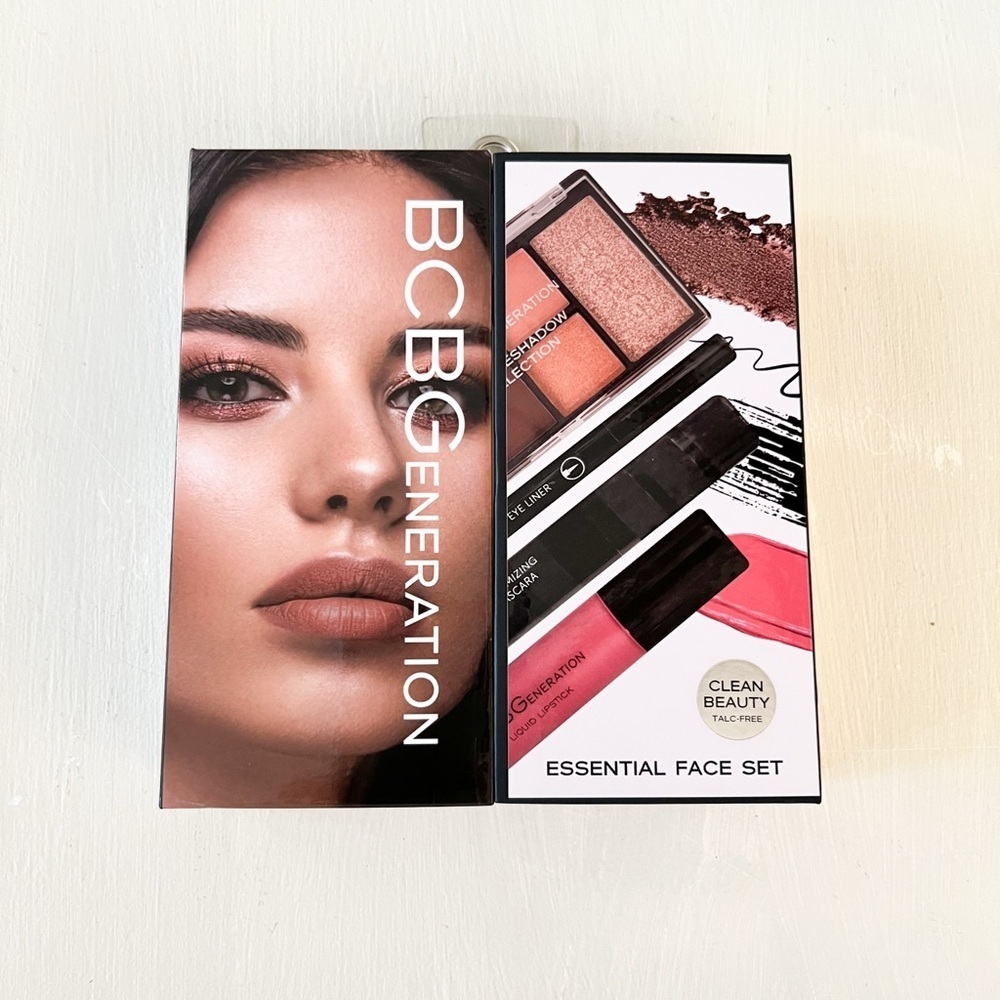 NWT BCBGeneration Essential Face Set Clean Beauty Makeup Gift Set